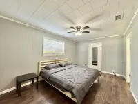 Charming 3-bedroom house on quiet street in delightful Kilgore - Wifi