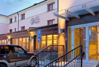 Hotel Viktor Hotels in 