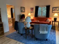 Driftwood Cottage-on the shore overlooking BassHbr 󰀃 - Kitchens
