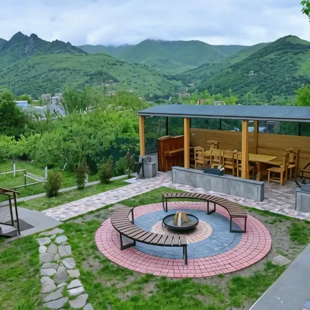 Hayi Tun Guest House