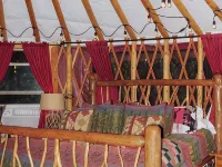 Brand New Yurts in the wilds of MT-Stay @ GNP like no other! 7mi. from W Glacier 科勒姆住宿飯店