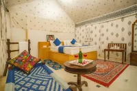 Royal Adventure Camp Sam - موقف سيارات