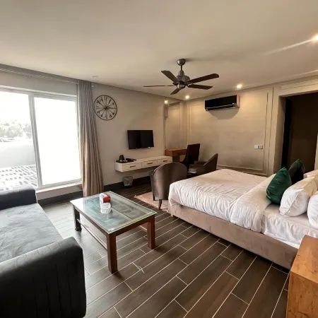 Hotel Elegant Executive Suites