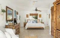 Private wooded 3BR/3BA house w/heated pool on canal just steps from beach - 프라이빗 풀