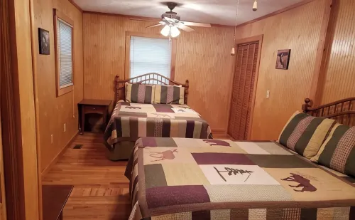 Family Cabin with Hot Tub & Game room. 8.3 miles from Appalachian Ski Mt.