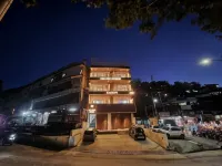 Raina's BnB