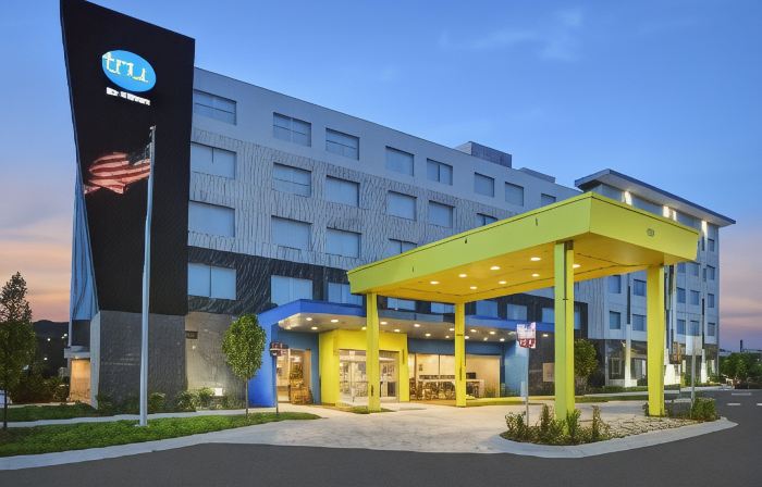 Tru by Hilton Troy Detroit