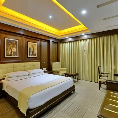 Amara Hotel Chandigarh Отели рядом с достопримечательностью «Террасный сад»