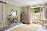 The Priory Hotel Hotels in 