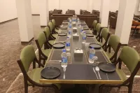 Hotel Madhuban - parking