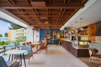 Four Points by Sheraton Bintan, Lagoi Bay - Bars