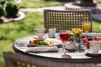 The Edenton Collection-Captain's Quarters Inn - breakfast