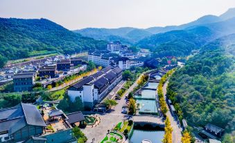 Dongquan Hot Spring Holiday Hotel