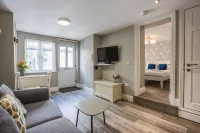 Trinity Mews - Apartments