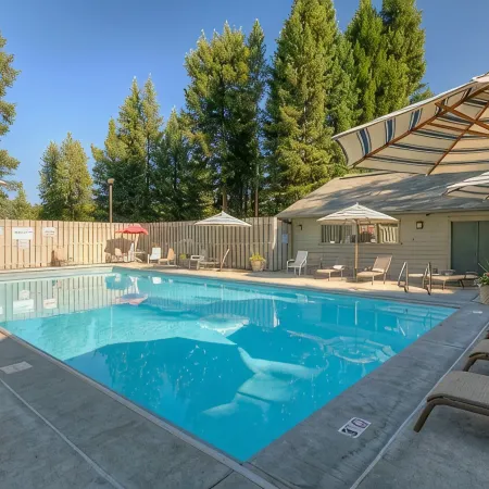 Cozy Rustic Condo minutes from Big Sky Resort & Town Center! Hot Tub & Sauna!
