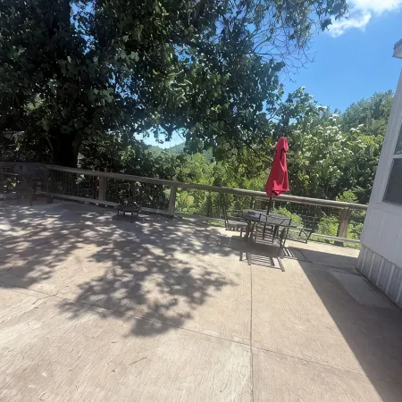 Tiny House on Center Hill Lake