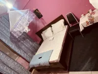 Hotel Delux - 2-Star