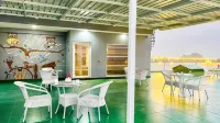 Zen Suites Gurgaon - Luxe Stays Collection - Pet-friendly