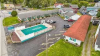 Riviera Motel - Park Yeri