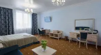 Akvamarin Hotel - بار
