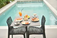 Olympus Thalassea Hotel - Balkoner