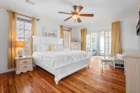 Oceanfront 3Br/2BA. Sleeps 10. Private Beach. Gulf Views. Ocean Springs - Beach