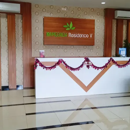 Premium Studio Room by Mareslim at Margonda Residence 5 Hotels in Depok City