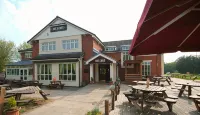 Premier Inn Basildon (Festival Park) - parking
