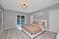Spacious 4 bedrooms, 2 bathroom house with pool