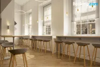 Holiday Inn Express EDINBURGH CITY CENTRE by IHG - Quầy bar