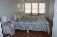 Spacious Beachfront home in vibrant Beach Community! - Wi-Fi