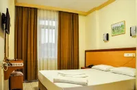 Caner Hotel - balkon