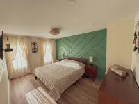 Elegant 3BR/2BA - short walk to the Beach - 4-Star