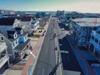 Stylish 2BR 1BA Apt - Steps To Beach & Boardwalk - Quality Vacation in Wildwood - 4-Star