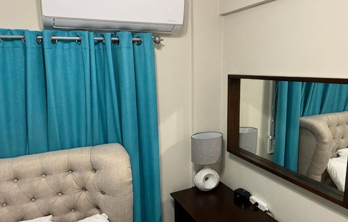 You won’t forget your time in this romantic Tiny House w/ pool. Gated & Keyless!