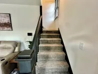 The Square on Prairie- Charming 3-bedroom home located near DTSF! - Bungalows