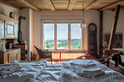 Spacious country house for group retreats in the Solothurn Jura - Homestays