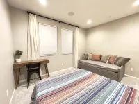 Former Model Home, 3 Car Garage, Gym, Sleep 14 - ที่มีฟิตเนส