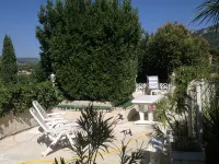 Bougainvillea full center in villa T2 58m2 terrace / garden + private garage - Apartments