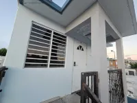 Vadis's Lux Studio in beautiful Mayagüez with WiFi, AC, laundry - Wi-Fi