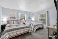 Litchfield Country Club 4 Bedroom/4 Bath Cottage on Golf Course - Pawleys Island