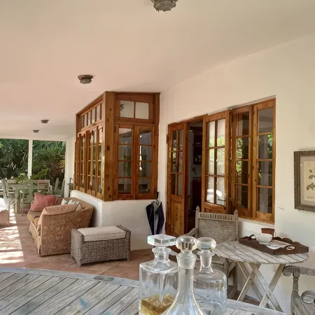 Magical private estate:3 bed Sage Cottage,big porch near Cambridge Beaches & fun