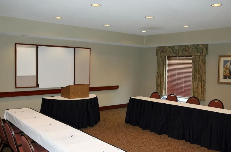 Hampton Inn Athens photo 4