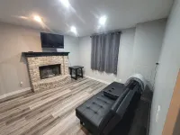Charming 3 Bedroom House with Firepit in West Omaha - Bungalows
