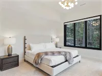 Big Sky Summit - Hot Tub, Fireplace & Ski Access - 발코니