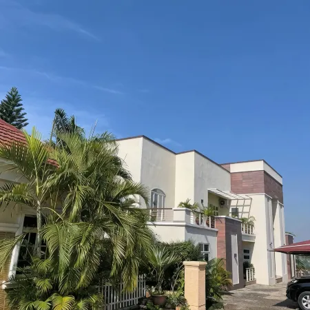 Smart Emmanuel's Place