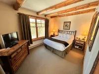 15-45% Off- Whiteface Lodge- Amenities Galore! Rustic Elegance - Kylpylä