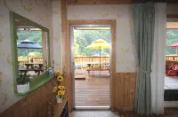Mungyeong Sannaeeum Pension - พร้อมWifi