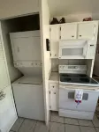 Oxford Town-Close to Campus and Walking Trails-New Furniture! - 2 ดาว