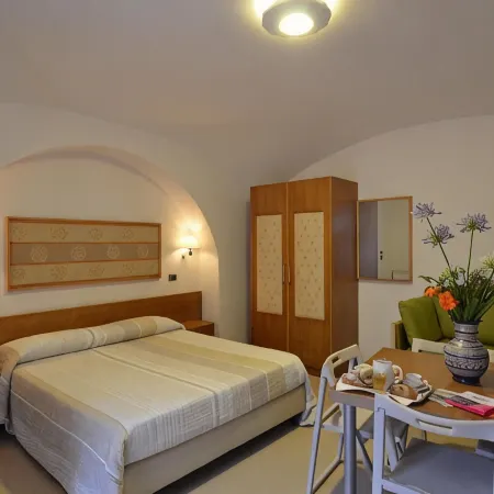 Hotel Zeus